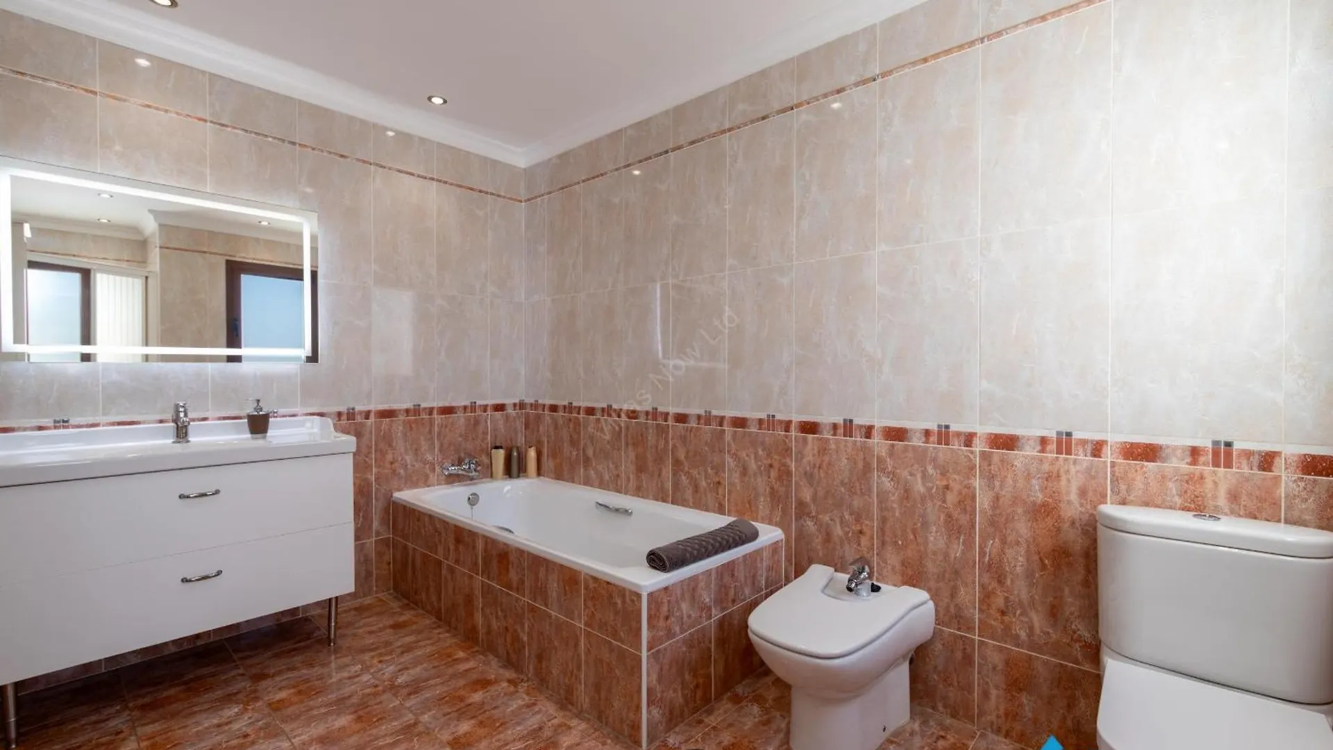 239 - Casa Lily By Villas Now Ltd Playa Blanca  Spain
